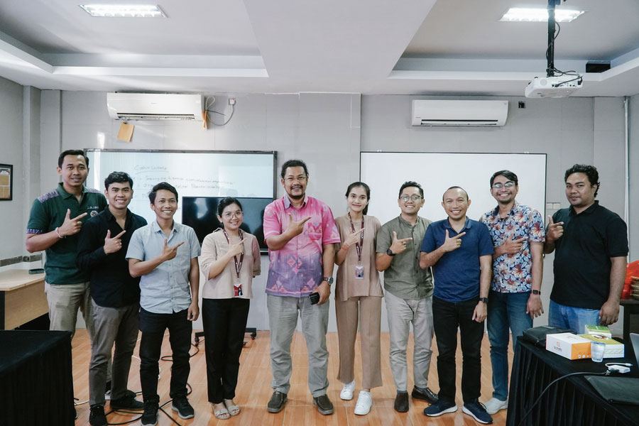 Para dosen INSTIKI gelar workshop SEO